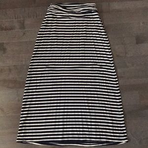 JCrew cotton maxi skirt. Navy and cream.